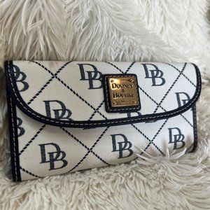 Dooney and Bourke Wallet